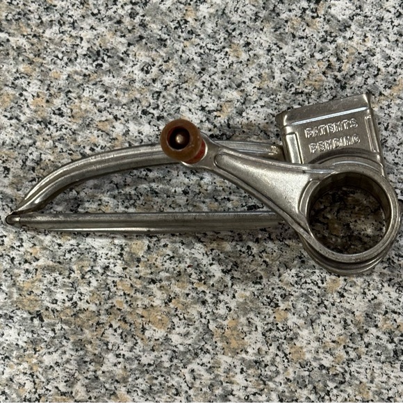 French Vintage Moui Grater - Picture 3 of 14